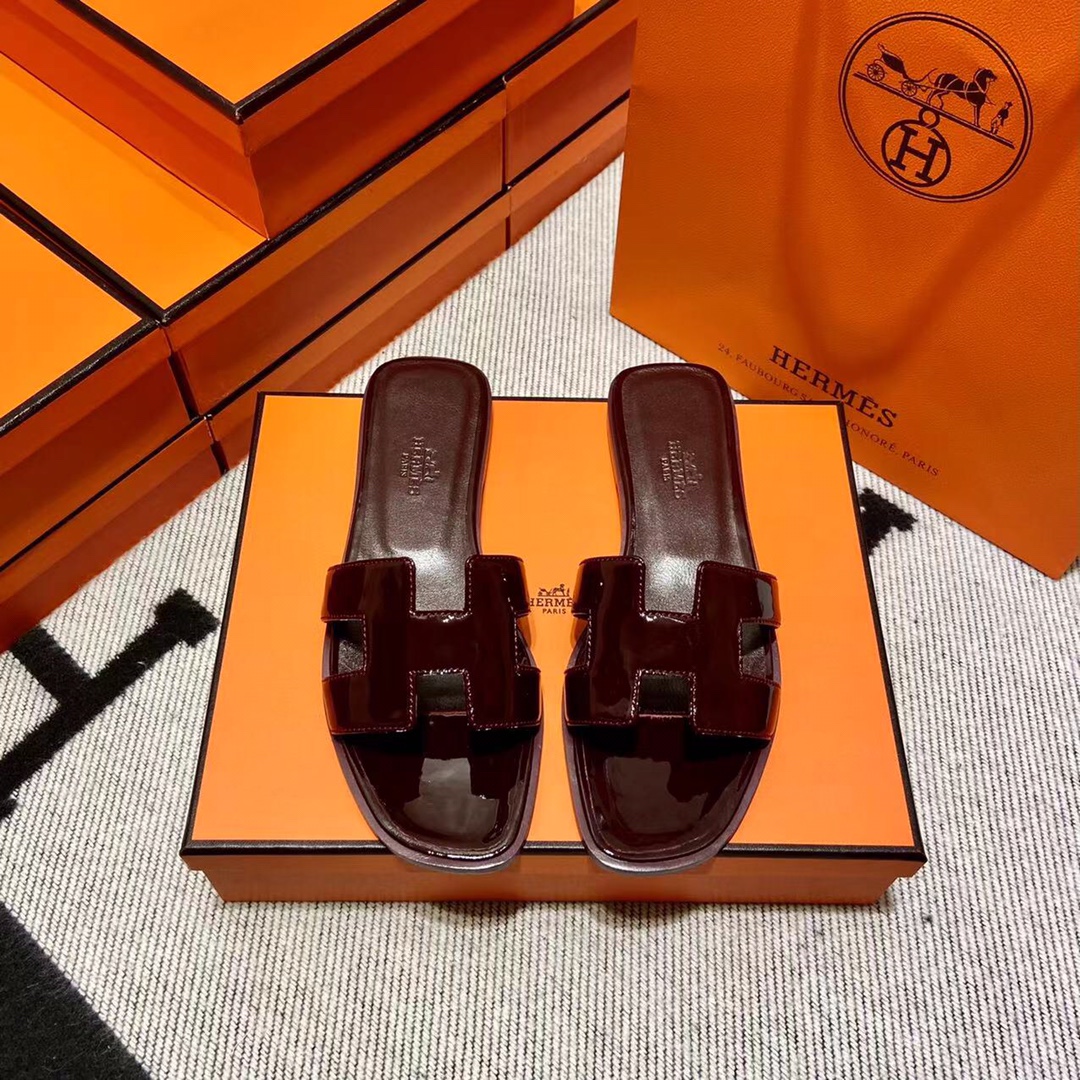 에르메스 올수공 오란 슬리퍼 샌들 페이던트 35